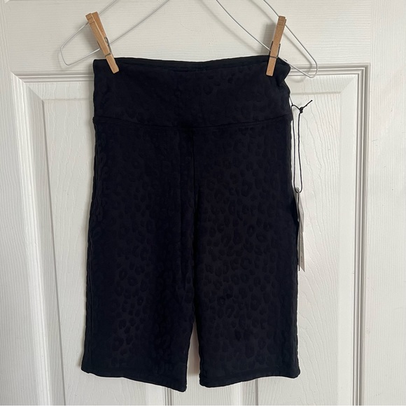 Mono B | LUXURIOUS 3D LEOPARD BIKER SHORTS - BLACK - Picture 7 of 8